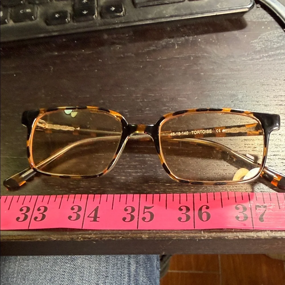 Tortoise‎ Shell Rectangular Glasses